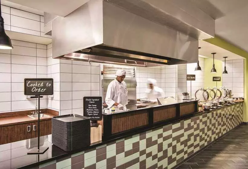 فندق Embassy Suites By Hilton Tuscaloosa Alabama Downtown