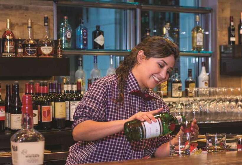 בית מלון כפרי Embassy Suites By Hilton Tuscaloosa Alabama Downtown