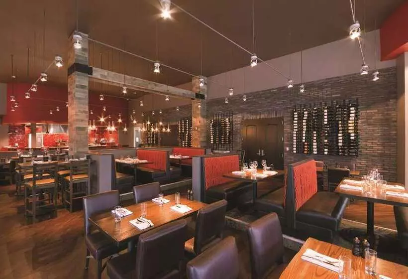 فندق Embassy Suites By Hilton Tuscaloosa Alabama Downtown