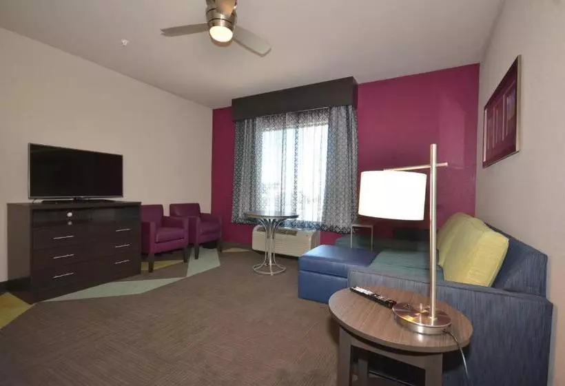 ホテル Holiday Inn Express & Suites Oklahoma City Mid   Arpt Area, An Ihg