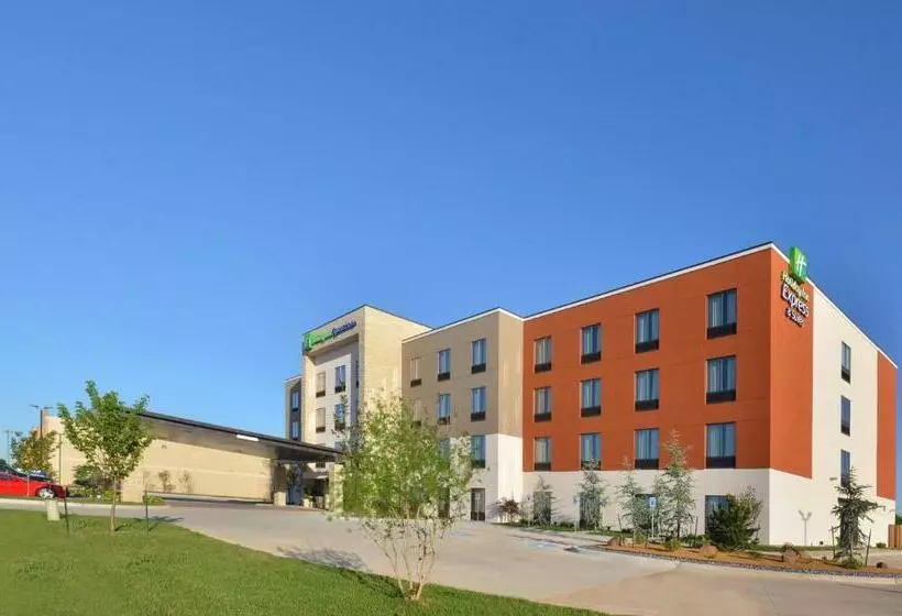 ホテル Holiday Inn Express & Suites Oklahoma City Mid   Arpt Area, An Ihg