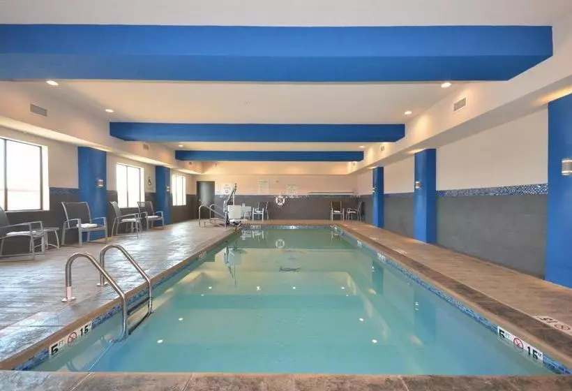 ホテル Holiday Inn Express & Suites Oklahoma City Mid   Arpt Area, An Ihg