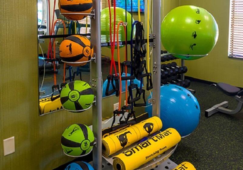 בית מלון כפרי Holiday Inn Express & Suites Salt Lake City South   Murray By Ihg