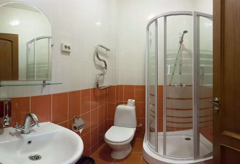 Hotel House Of The Hunter