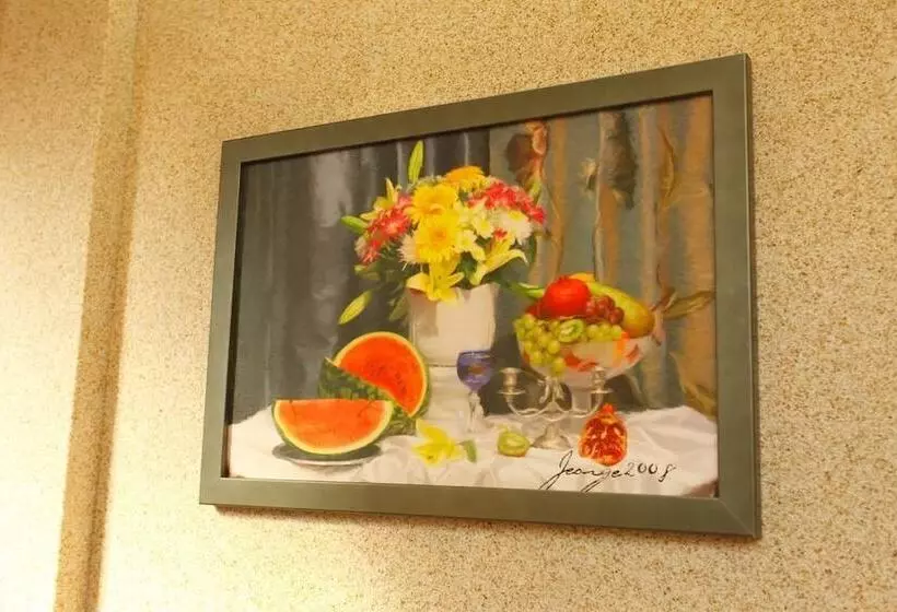 Hotel House Of The Hunter