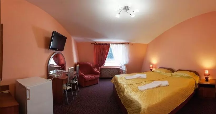 Hotel House Of The Hunter