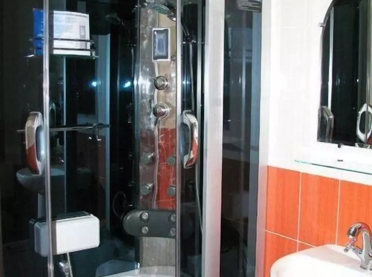 Hotel House Of The Hunter