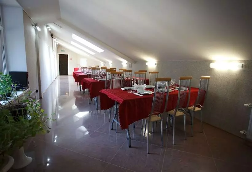 Hotel House Of The Hunter