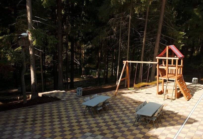 בית מלון כפרי House Of The Hunter