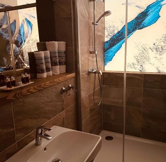 فندق Luční Bouda