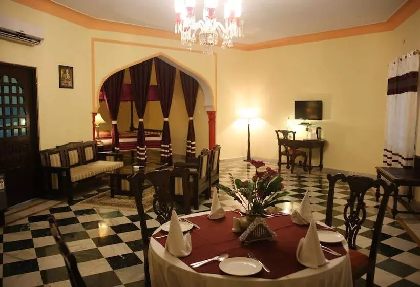 Hotel Raj Mahal The Palace