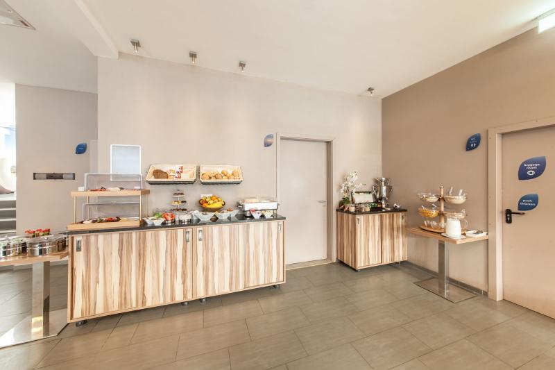 فندق Munique Frankfurt City