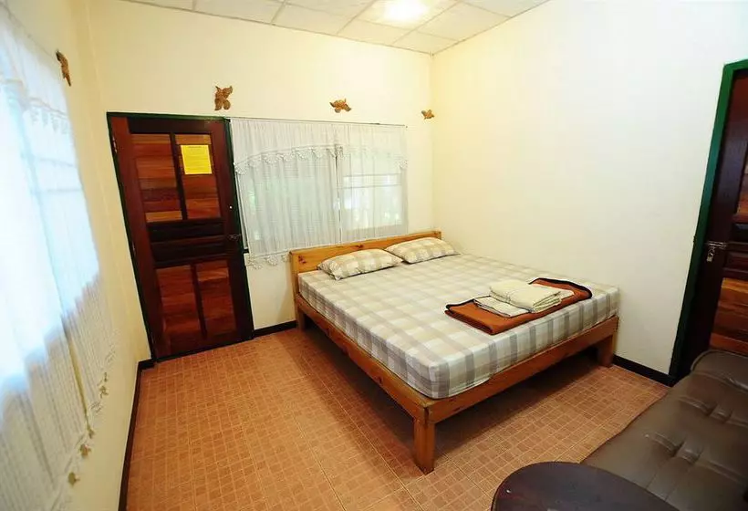 Отель Sukhothai Guest House