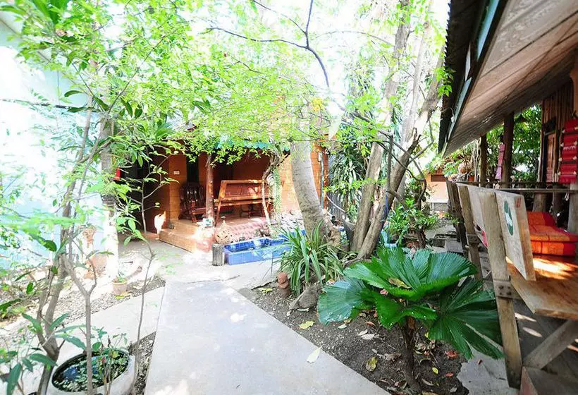 Отель Sukhothai Guest House