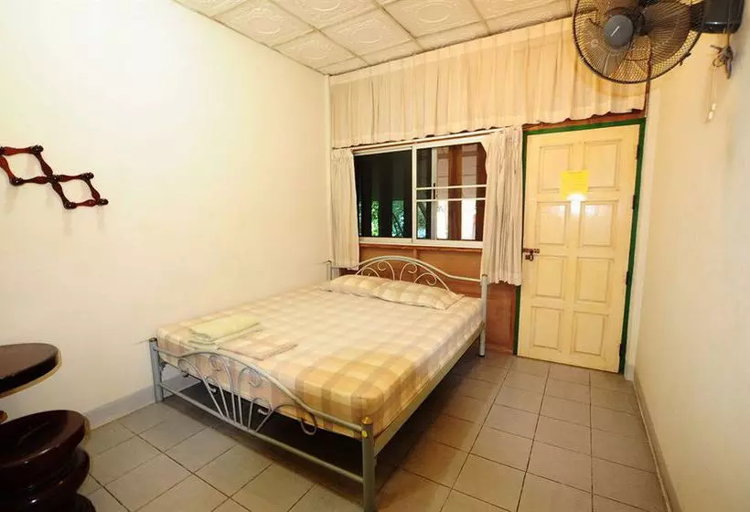 Отель Sukhothai Guest House