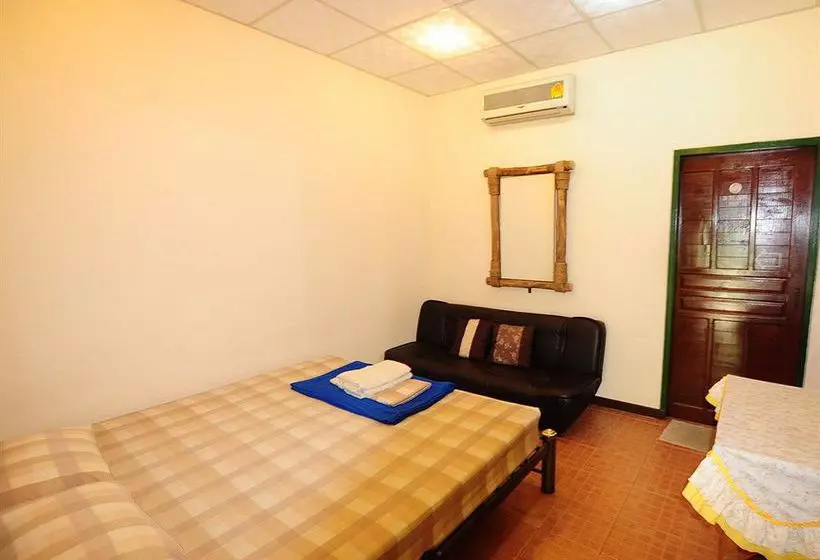 Отель Sukhothai Guest House