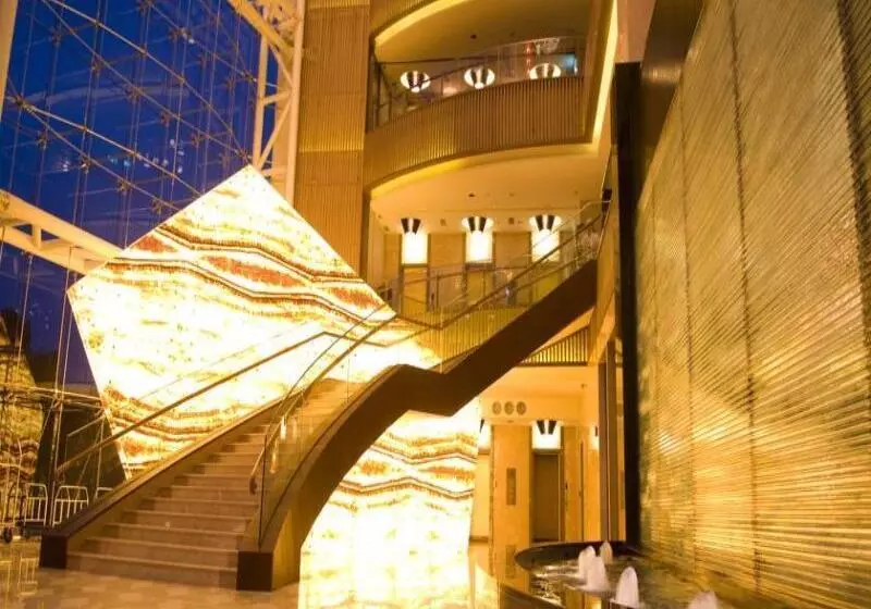 هتل The Wen Wan Resort