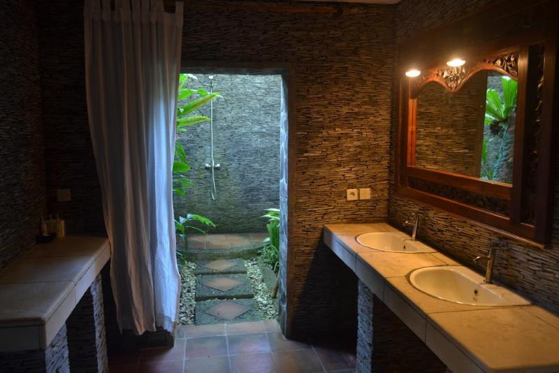 Hotel Villa Boreh Beach Resort And Spa