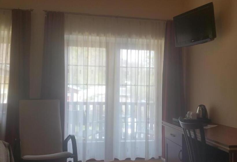 בית מלון כפרי Výpřež   Děčín