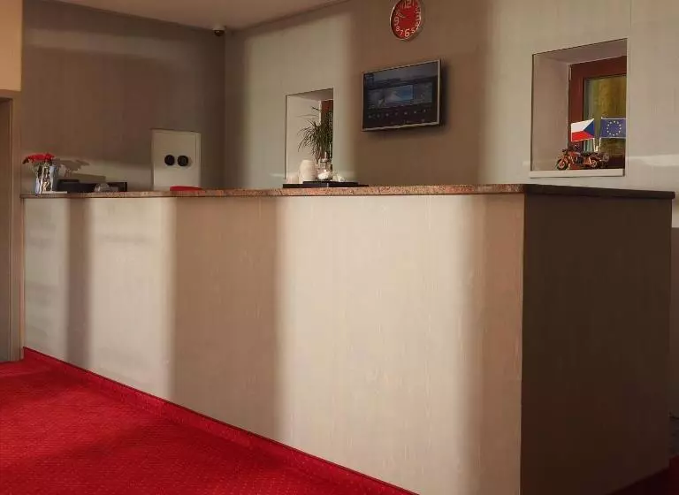 酒店 Výpřež Děčín