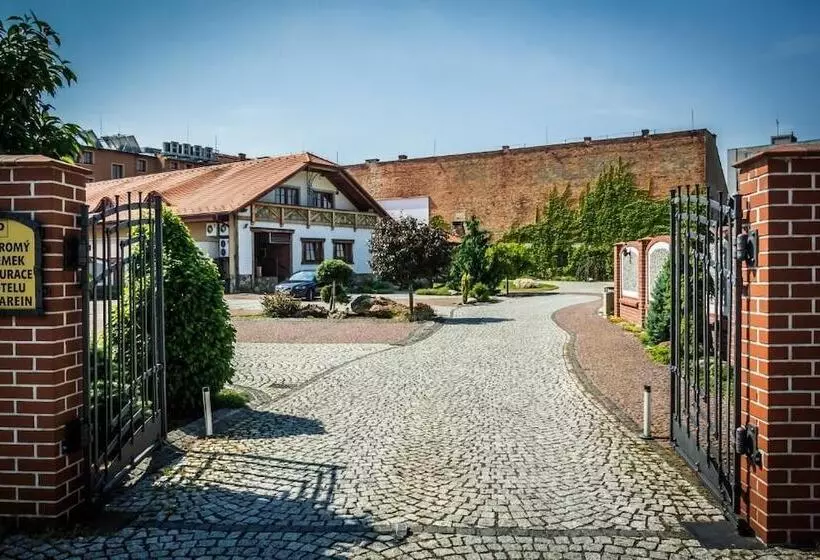 Katerain Hotel, Restaurace, Wellness