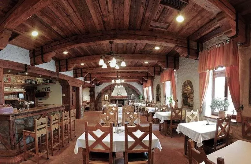 Katerain Hotel, Restaurace, Wellness