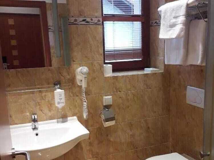 Katerain Hotel, Restaurace, Wellness