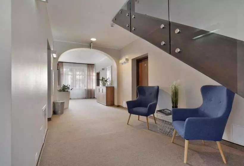 פנסיון Willa Na Cichej