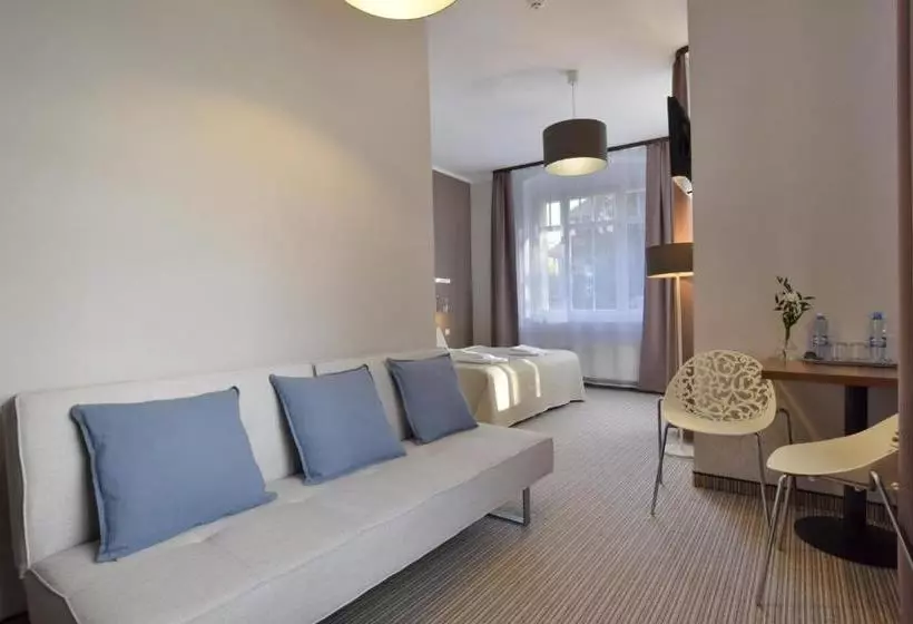 פנסיון Willa Na Cichej