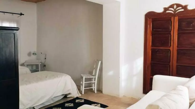 Aamiaismajoitus (B&B) Casa Atelier