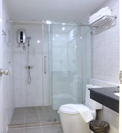 Christella Hotel Laemchabang