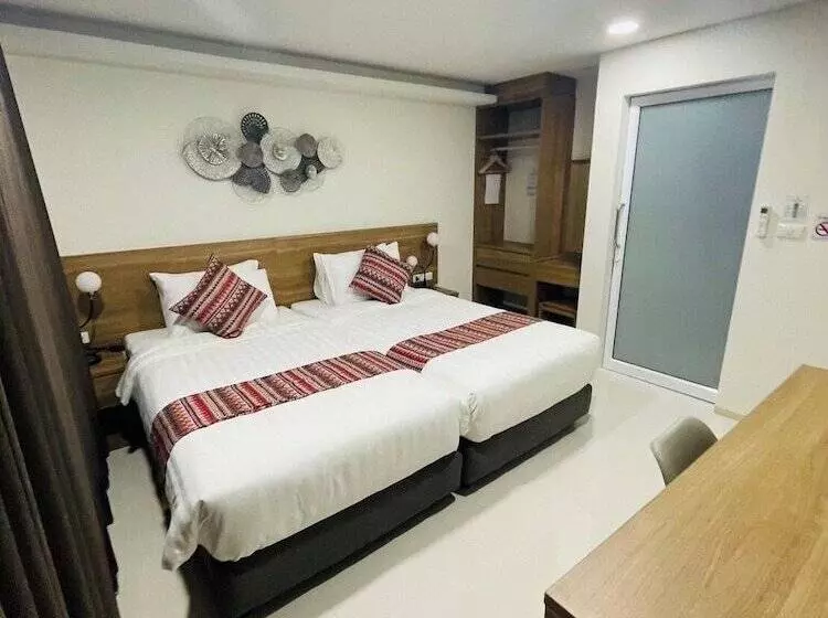 Christella Hotel Laemchabang