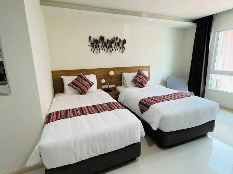 Christella Hotel Laemchabang