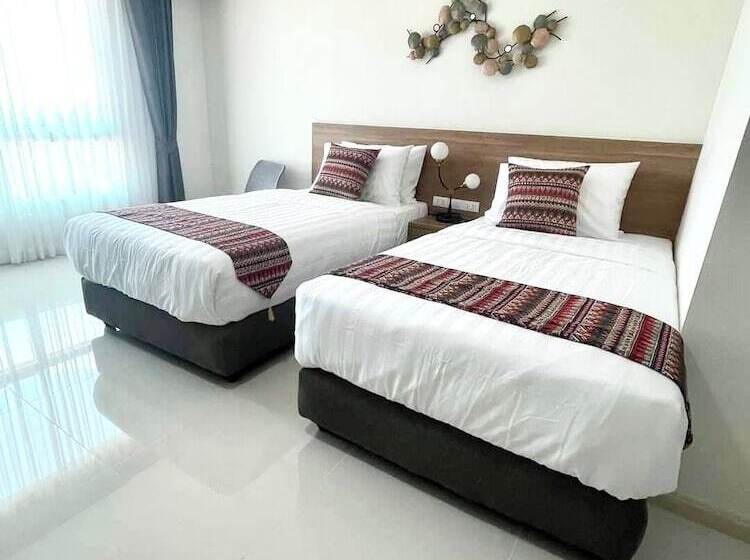 Christella Hotel Laemchabang