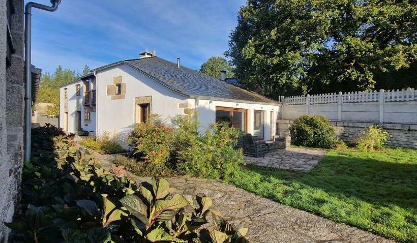 Finca La Cuevona Del Camino Guitiriz