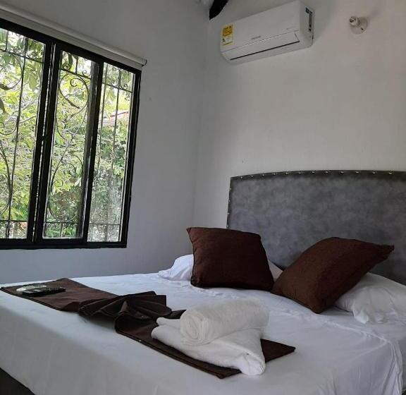 هتل Cabañas Llano Lindo Apiay