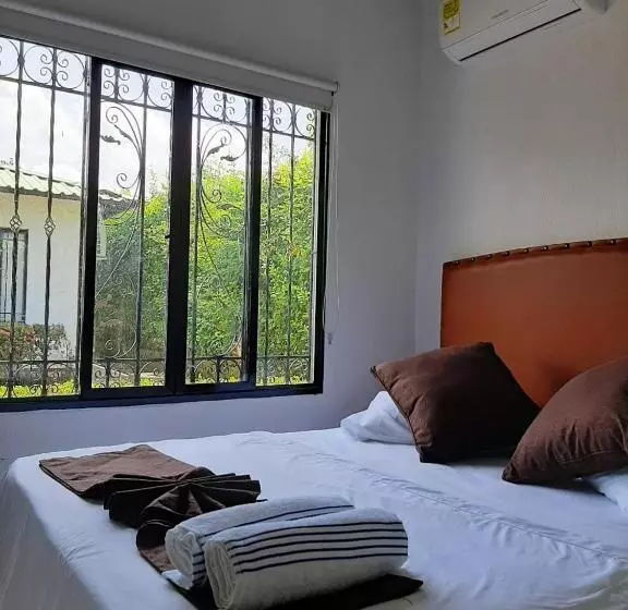 ホテル Cabañas Llano Lindo Apiay