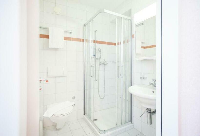 ホテル Guesthouse Zurzach   Self Check In