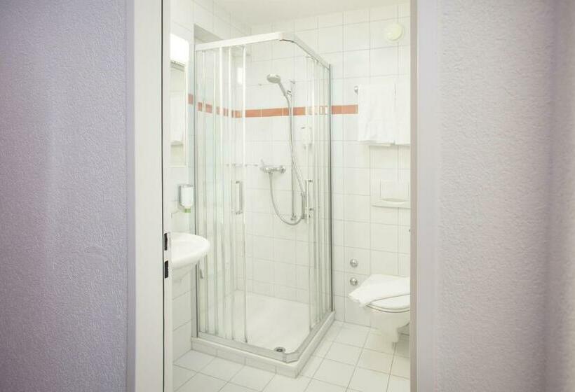 ホテル Guesthouse Zurzach   Self Check In