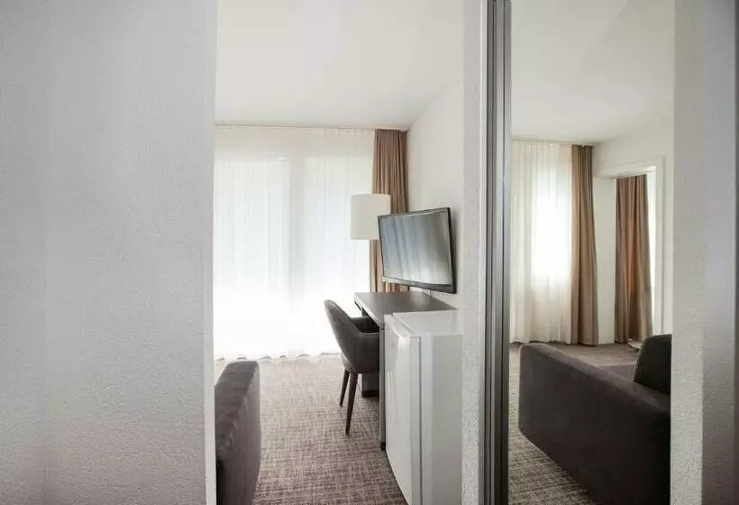 Hotelli Guesthouse Zurzach   Self Check In