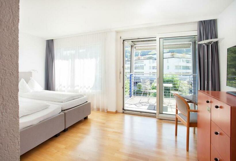 ホテル Guesthouse Zurzach   Self Check In