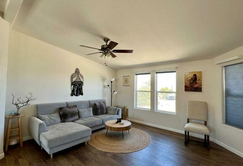 旅馆 Bodhi House, Joshua Tree National Park