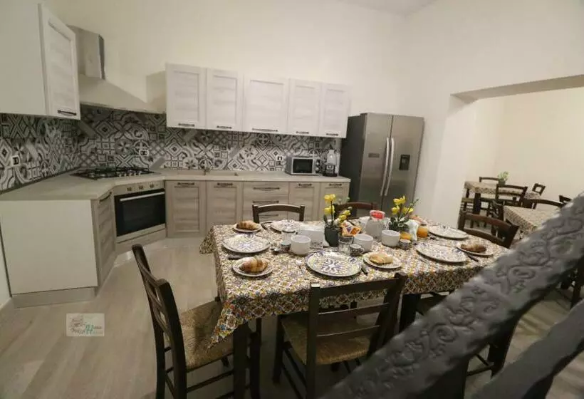 Bed And Breakfast Polizzi House