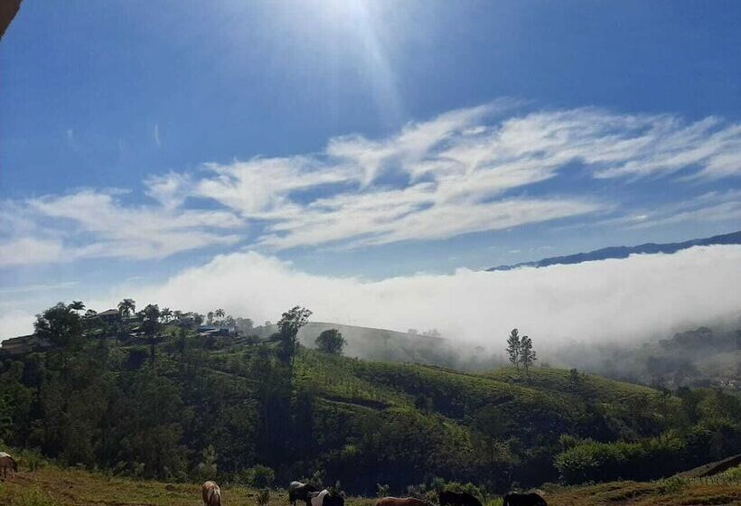Отель Alpes Da Fazenda
