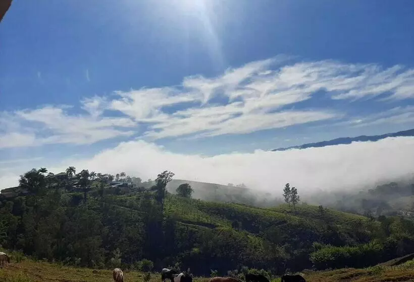 Hotelli Alpes Da Fazenda