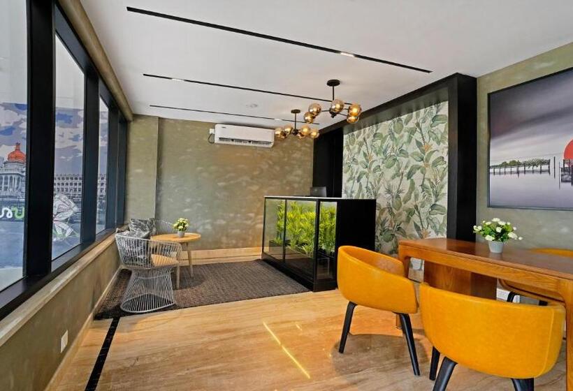 Click Hotel Biz   Bangalore Airport