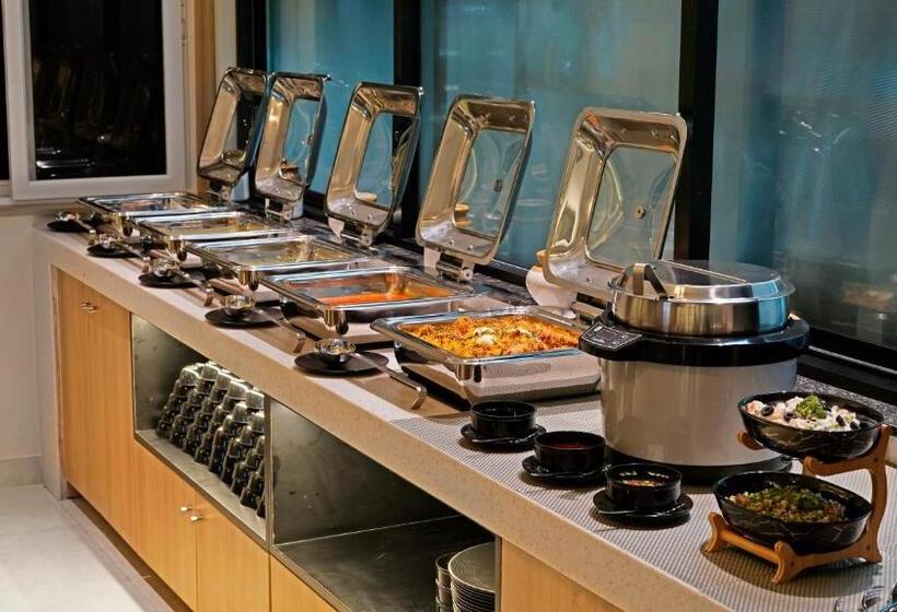 Click Hotel Biz   Bangalore Airport