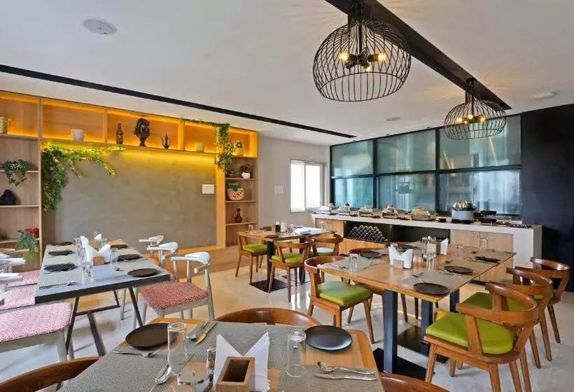 Click Hotel Biz   Bangalore Airport