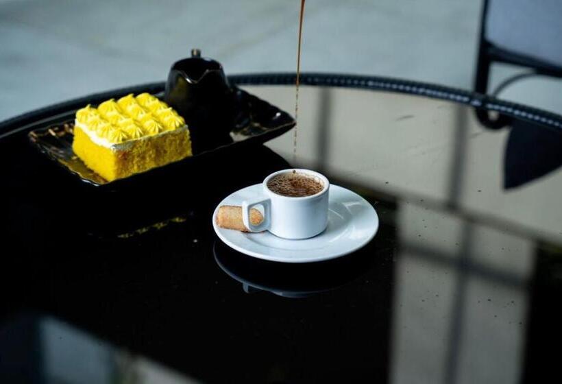 دانة المروج للأجنحة الفندقية Danat Almourouj Hotel Suites