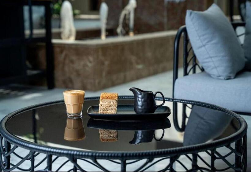 دانة المروج للأجنحة الفندقية Danat Almourouj Hotel Suites